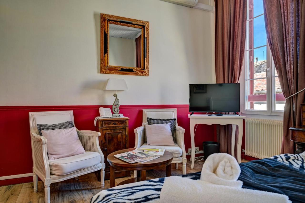 טרסקון Hotel Des Artistes מראה חיצוני תמונה