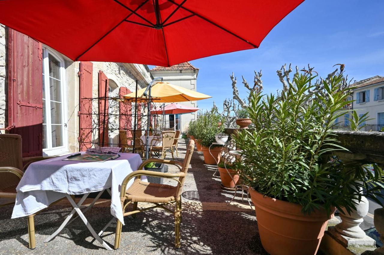 טרסקון Hotel Des Artistes מראה חיצוני תמונה