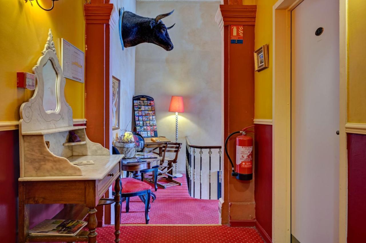 טרסקון Hotel Des Artistes מראה חיצוני תמונה