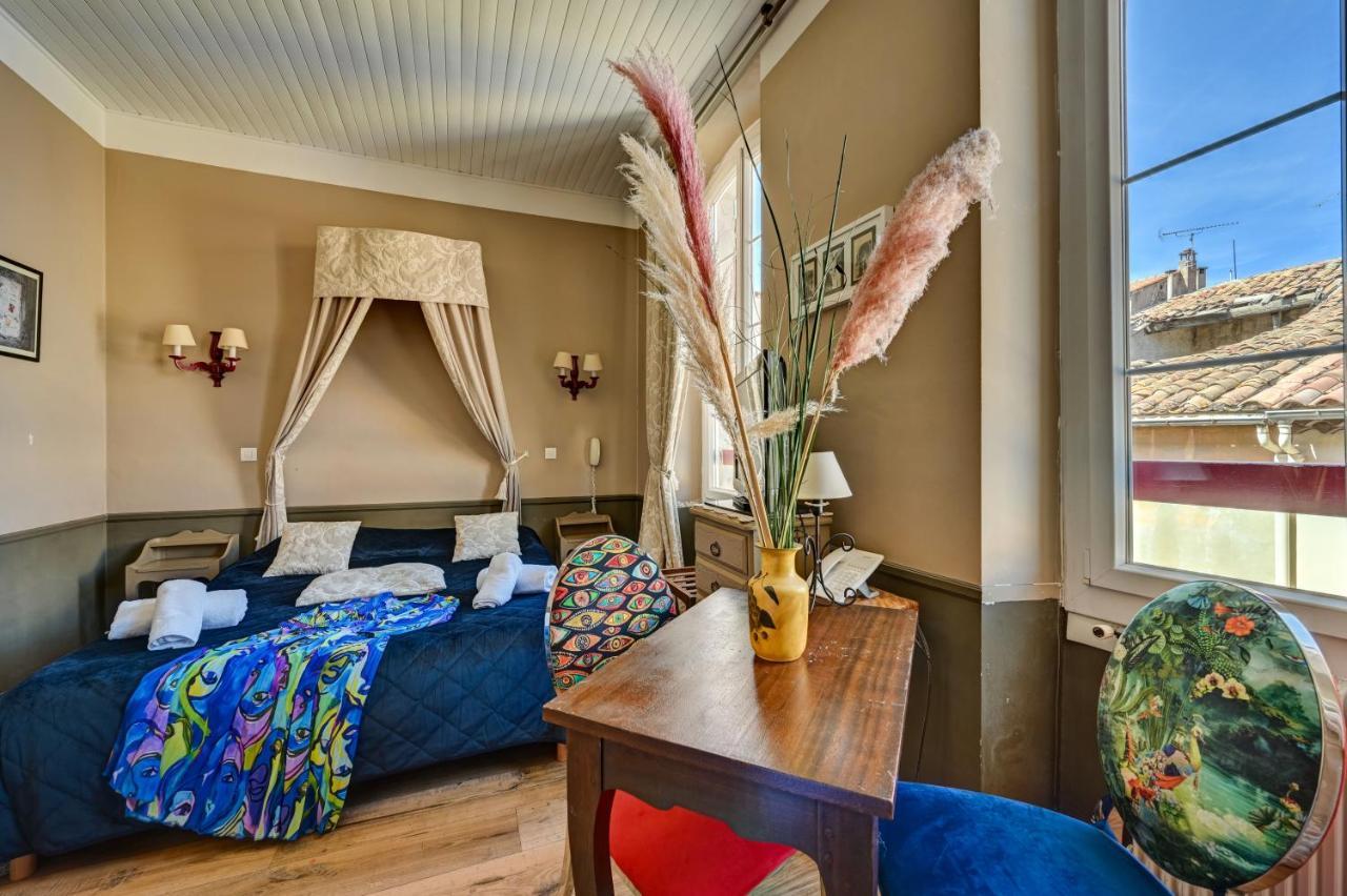 טרסקון Hotel Des Artistes מראה חיצוני תמונה
