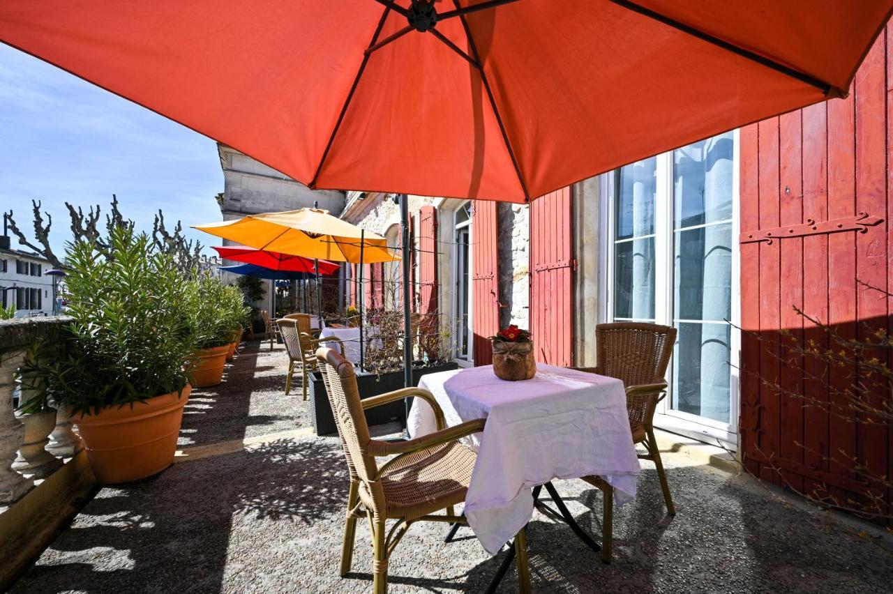 טרסקון Hotel Des Artistes מראה חיצוני תמונה
