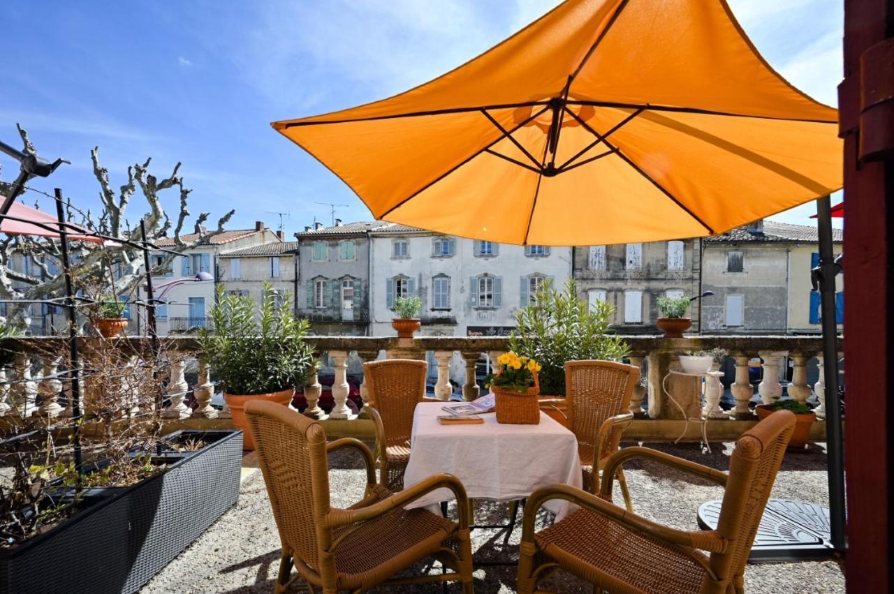 טרסקון Hotel Des Artistes מראה חיצוני תמונה